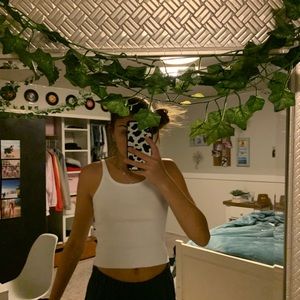 brandy melville tank top